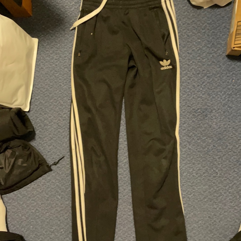 Adidas Korea size 95 M